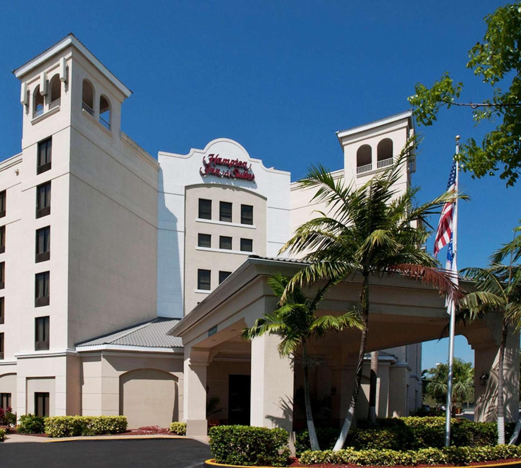 Hampton Inn & Suites Miami-Doral Dolphin Mall Exterior photo
